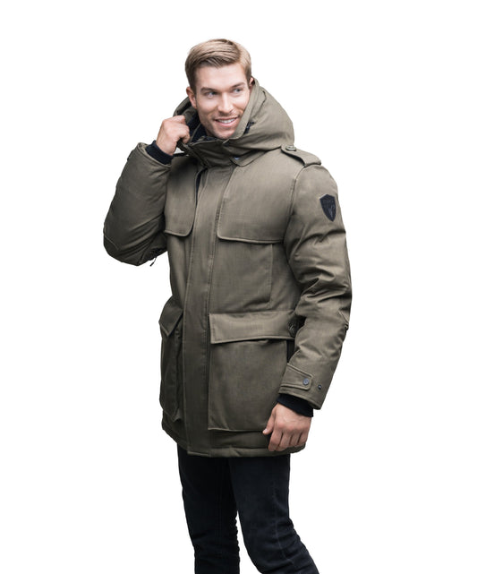 Men's parka with storm patch detail and two patch pockets in CH Steel Grey